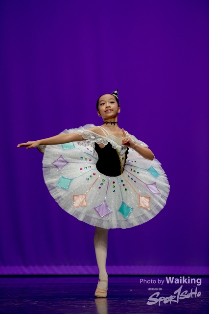 2020-10-18 Solo Dance 0318