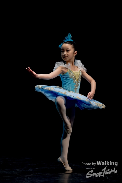 2020-10-18 Solo Dance 0329