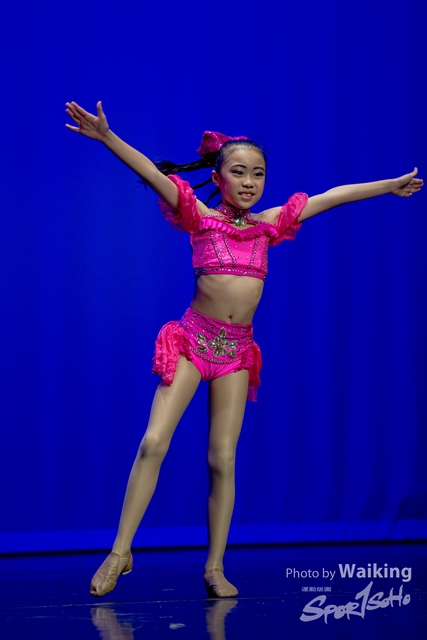 2020-10-18 Solo Dance 1853