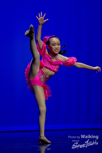 2020-10-18 Solo Dance 1854