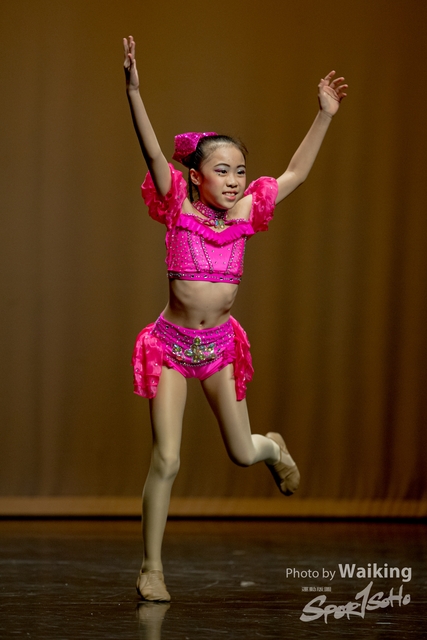 2020-10-18 Solo Dance 1858