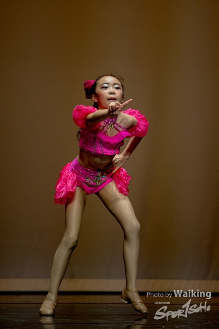 2020-10-18 Solo Dance 1862