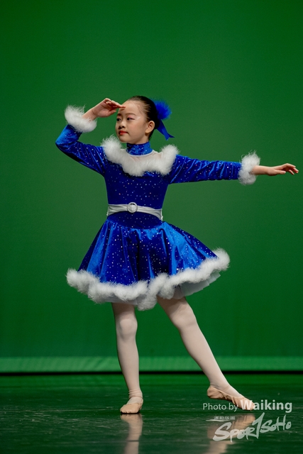 2020-10-18 Solo Dance 0353