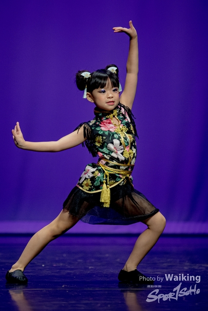 2020-10-18 Solo Dance 1878