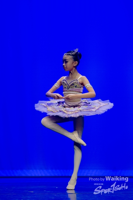 2020-10-18 Solo Dance 0366