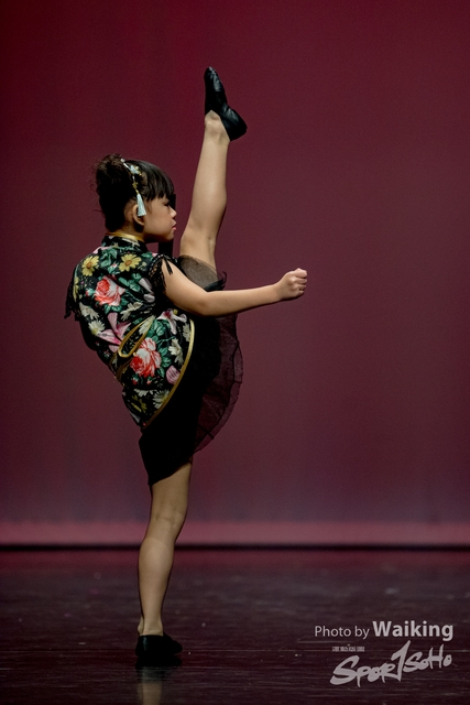 2020-10-18 Solo Dance 1883