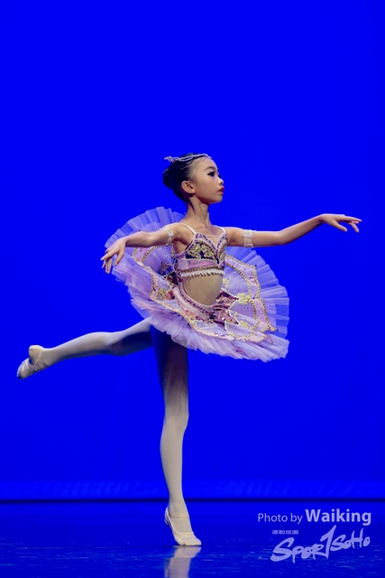 2020-10-18 Solo Dance 0367