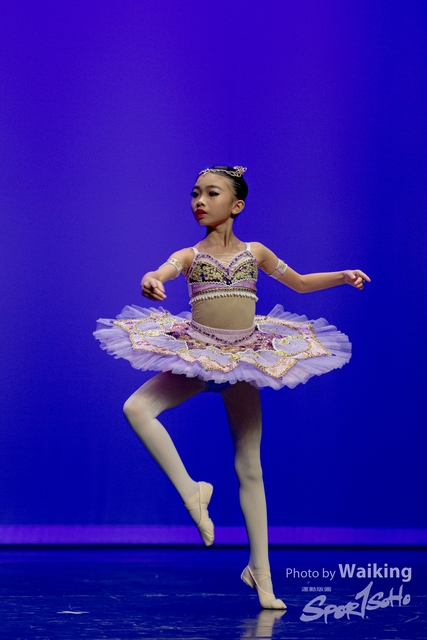 2020-10-18 Solo Dance 0371