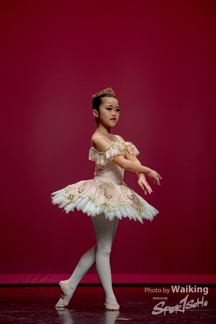 2020-10-18 Solo Dance 0373