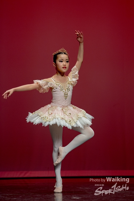 2020-10-18 Solo Dance 0375