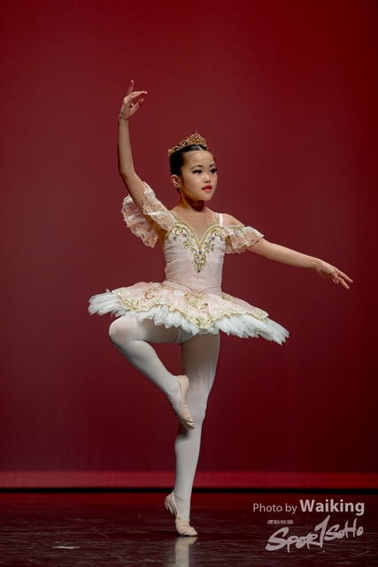 2020-10-18 Solo Dance 0376