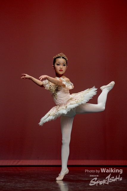 2020-10-18 Solo Dance 0377