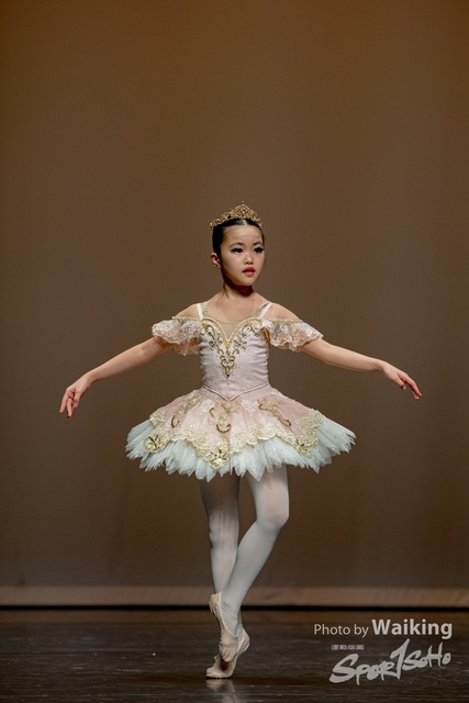 2020-10-18 Solo Dance 0378