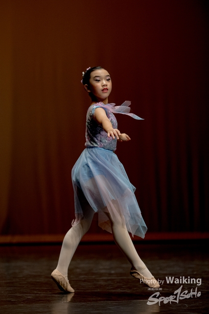 2020-10-18 Solo Dance 0392