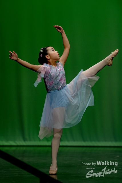 2020-10-18 Solo Dance 0394