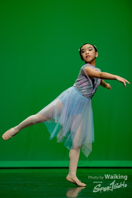 2020-10-18 Solo Dance 0396