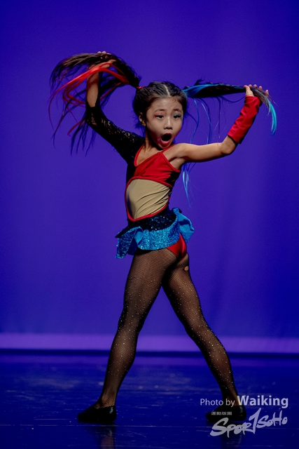 2020-10-18 Solo Dance 1920