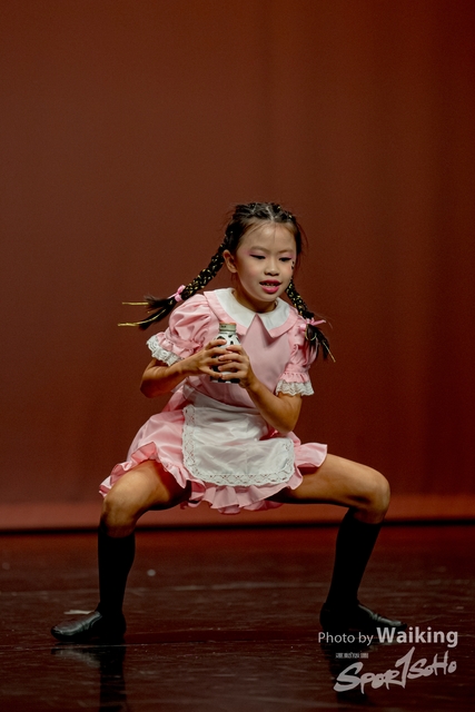 2020-10-18 Solo Dance 1945