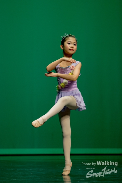 2020-10-18 Solo Dance 0433