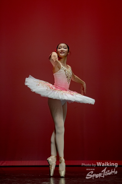 2020-10-18 Solo Dance 0442