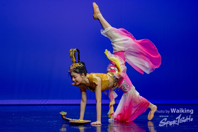 2020-10-18 Solo Dance 1115