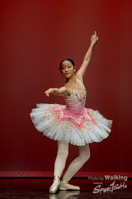 2020-10-18 Solo Dance 0443