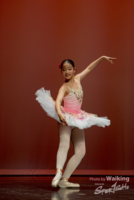 2020-10-18 Solo Dance 0447