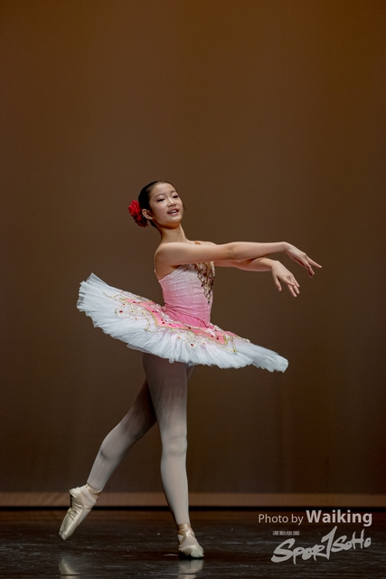 2020-10-18 Solo Dance 0450
