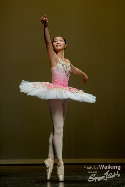 2020-10-18 Solo Dance 0453