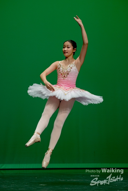 2020-10-18 Solo Dance 0457