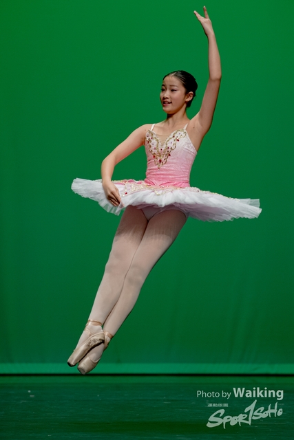 2020-10-18 Solo Dance 0460