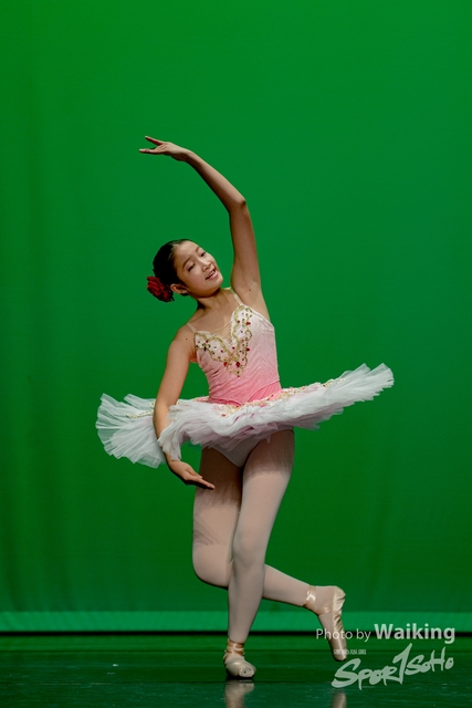 2020-10-18 Solo Dance 0461