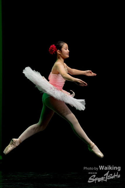 2020-10-18 Solo Dance 0463