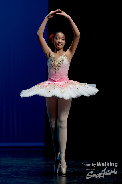 2020-10-18 Solo Dance 0465