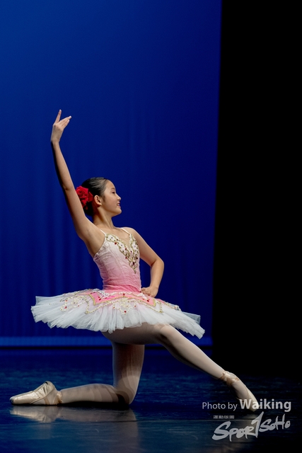 2020-10-18 Solo Dance 0466