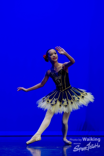 2020-10-18 Solo Dance 0468