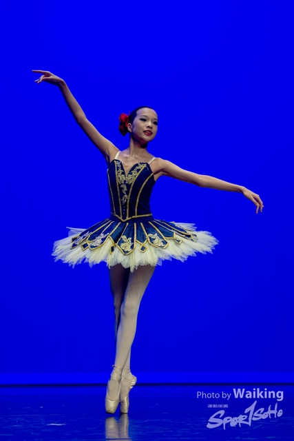 2020-10-18 Solo Dance 0469
