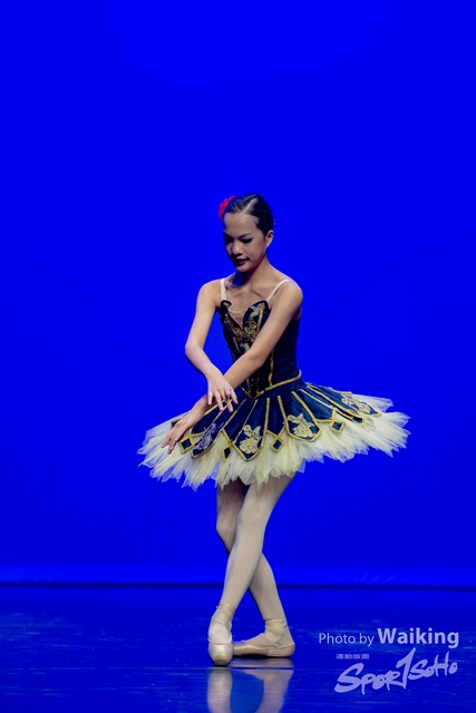 2020-10-18 Solo Dance 0472