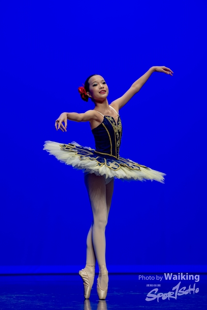 2020-10-18 Solo Dance 0476