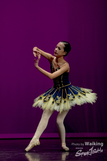 2020-10-18 Solo Dance 0484