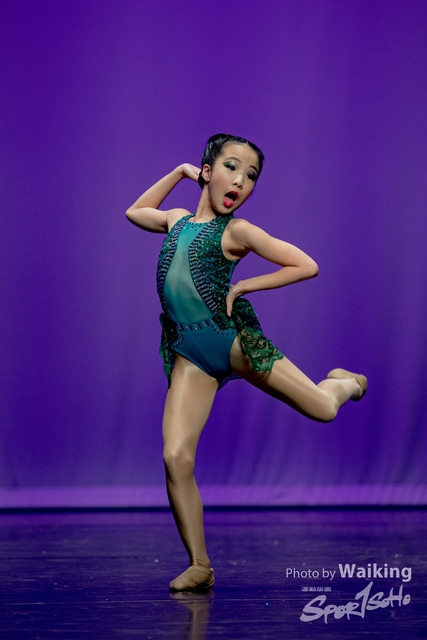 2020-10-18 Solo Dance 2033
