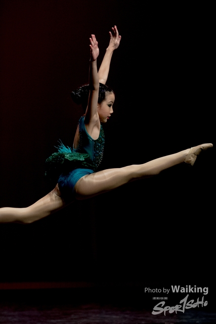 2020-10-18 Solo Dance 2059