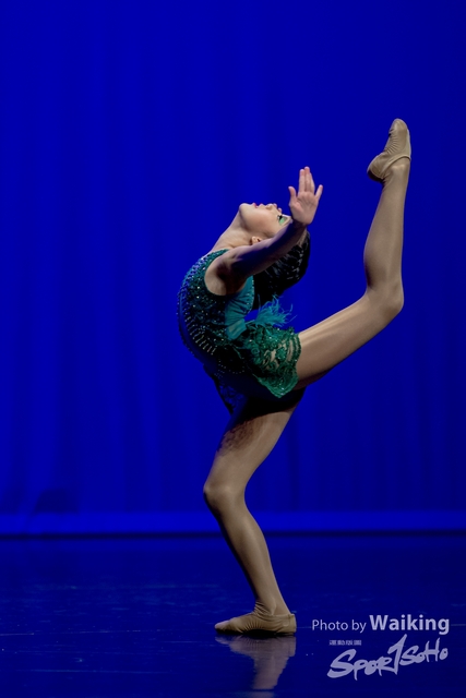 2020-10-18 Solo Dance 2068