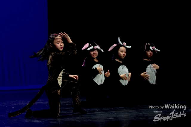 2020-10-18 Solo Dance 1222