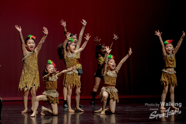 2020-10-18 Solo Dance 1226