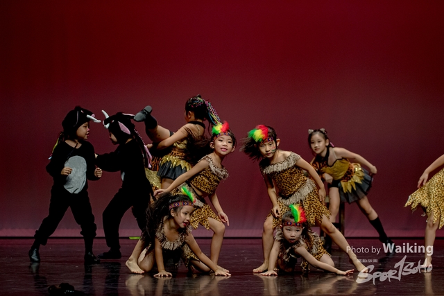 2020-10-18 Solo Dance 1228