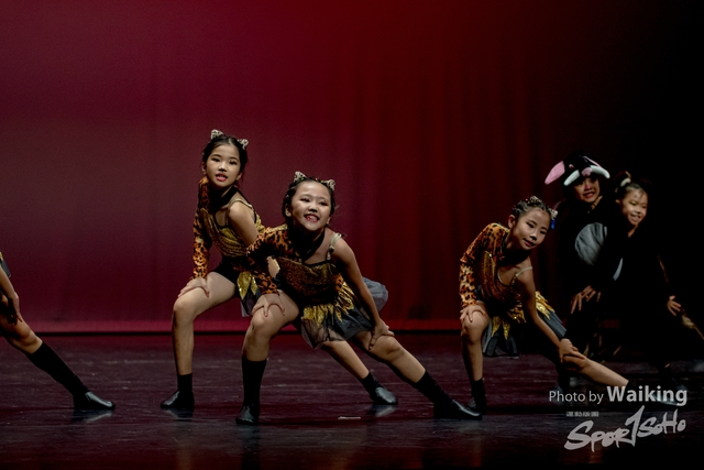 2020-10-18 Solo Dance 1230