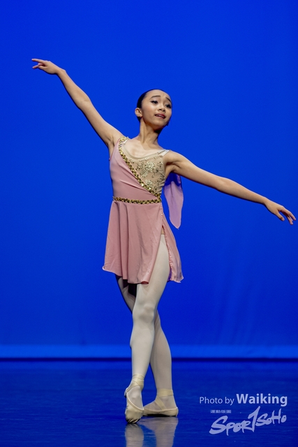2020-10-18 Solo Dance 0559