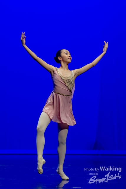 2020-10-18 Solo Dance 0560
