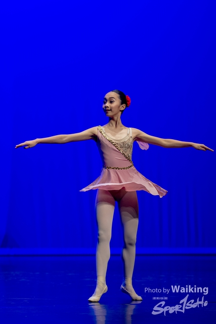 2020-10-18 Solo Dance 0562